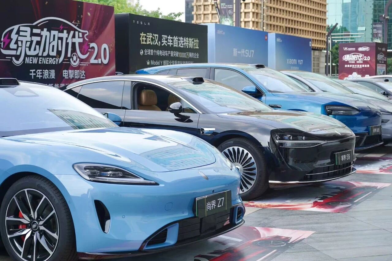 Z6��������ʱ���й������ٷ���վ